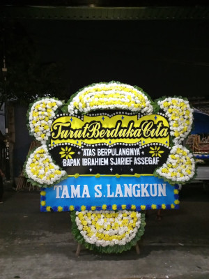 Papan Bunga Duka di Bakongan Timur